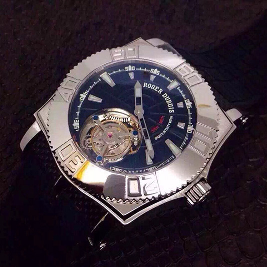 Roger Dubuis 罗杰杜比 EasyDiver系列Tourbidiver 真陀飞轮手动上链 腕表